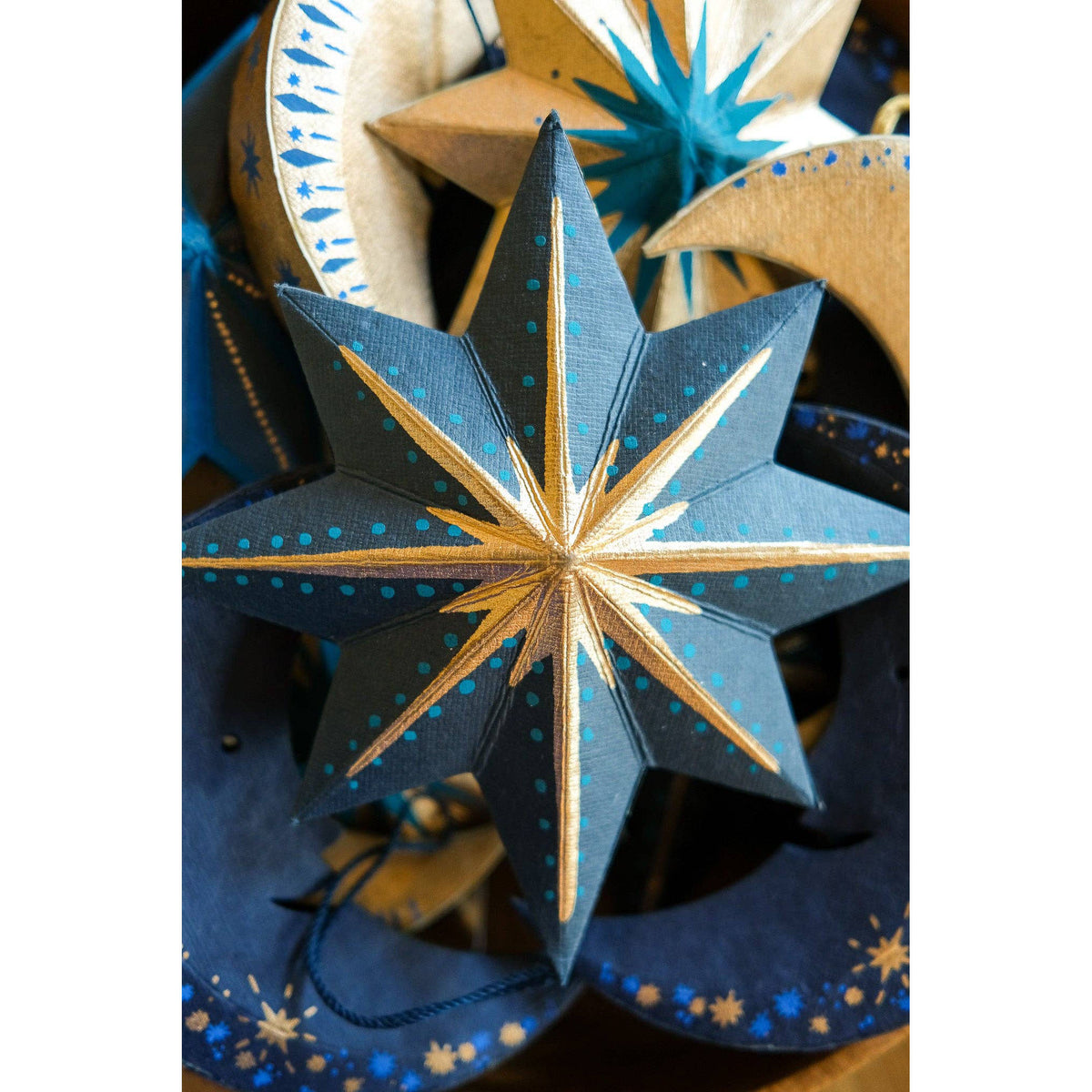 Twinkling Star Screen-Printed Board Decoration